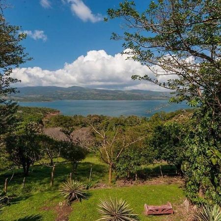 Lake Arenal Hotel And Brewery Tronadora Exterior photo