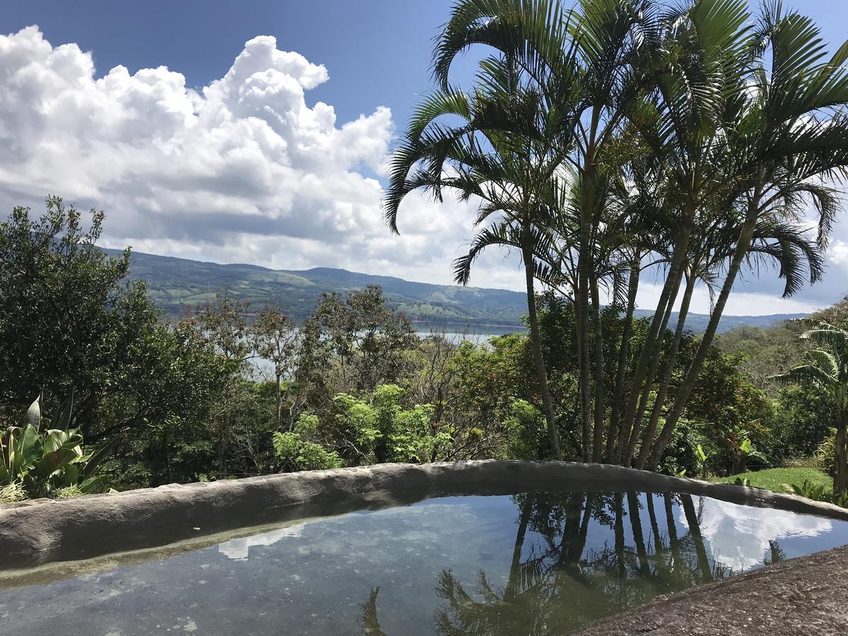 Lake Arenal Hotel And Brewery Tronadora Exterior photo