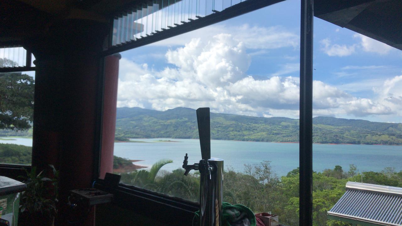 Lake Arenal Hotel And Brewery Tronadora Exterior photo