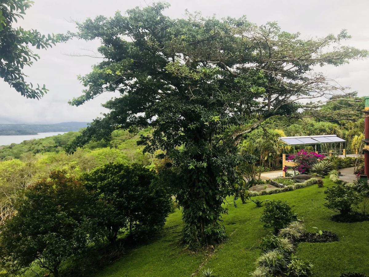 Lake Arenal Hotel And Brewery Tronadora Exterior photo